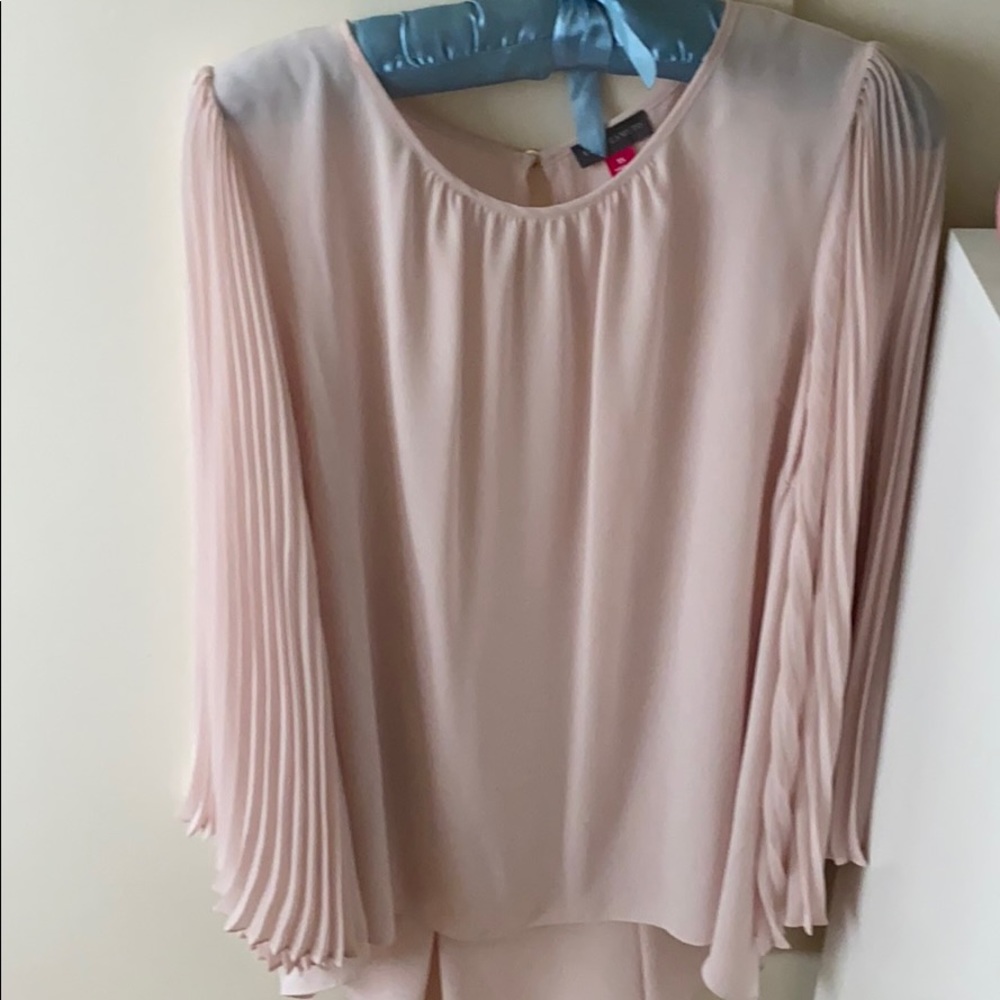 Vince Camuto long sleeve shirt